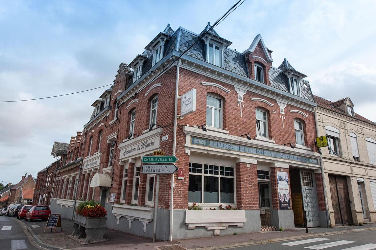 Logis - Hostellerie & Restaurant Du Marche Le Cateau-Cambresis Экстерьер фото